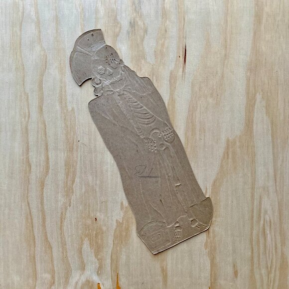 Vintage Halloween Wall Decor Pirate w/ Shovel m/ in U.S.A l Beistle Diecut - Picture 2 of 2